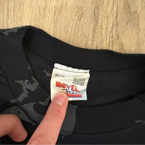 1992 AOP Batman Returns NovelTeez Vintage Tee - Picture 4 of 7